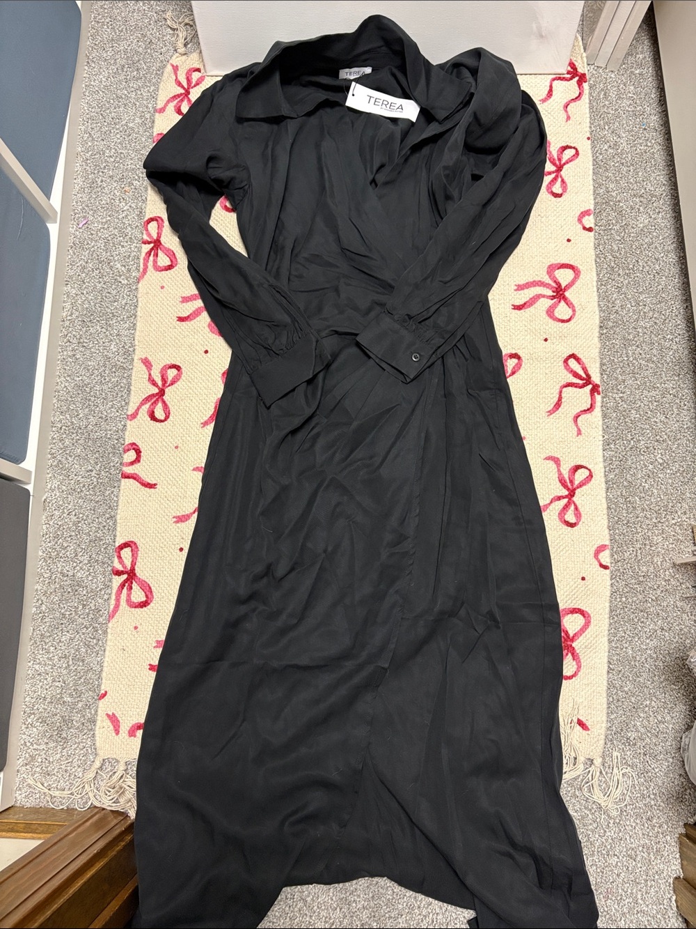 TEREA Black Long-Sleeve Maxi Shirt Dress